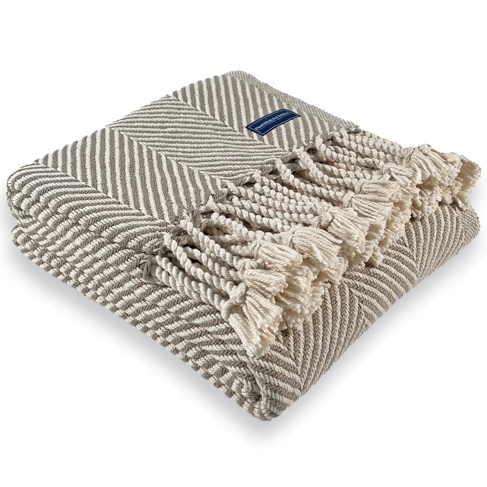 Brahms Mount 48" x 70" plus fringe Monhegan Cotton Throw With Fringe - Stone