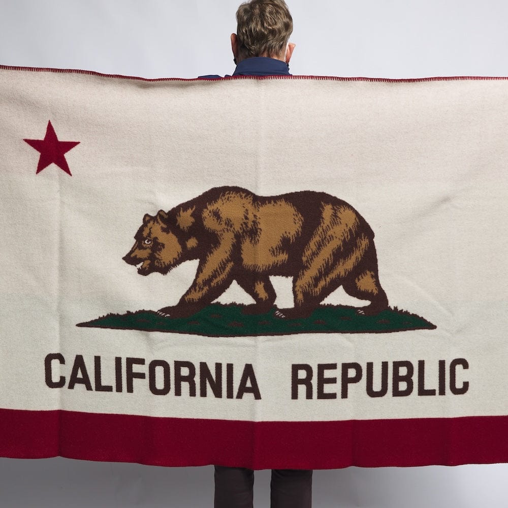Faribault Mill 42" x 65" California Flag Wool Throw